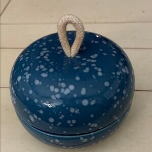 Sturdy heavy glass trinket dish with lid or could be used for a candle.3.5”x4.5”